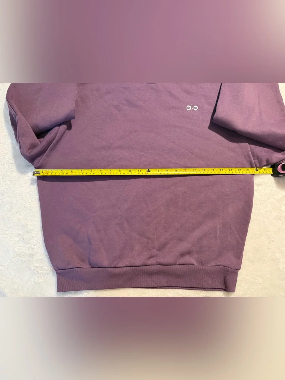 ALO Yoga comfortable crewneck